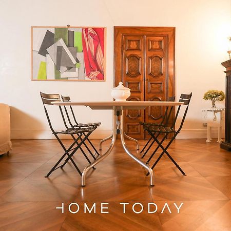 Ht - Casa Del Pittore In Piazza Delle Erbe パドヴァ エクステリア 写真